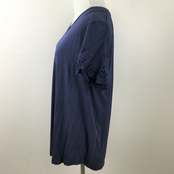 Kindred Bravely Navy Maternity/Nursing Top l - Picture 6 of 13